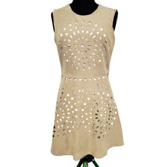 NEW Bar III Geometric Laser Cut Out Fit and Flare Sleeveless Scoopneck Dress - Picture 1 of 13
